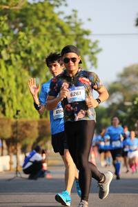 BIB: 6261, 611
                            <button type="button" onclick="openModal(3499484)" class="btn btn-primary btn-sm float-right btn-popup" data-toggle="modal" data-target=".modal-high-quality">
                        <i class="fas fa-shopping-cart"></i> Add to Cart
                    </button>
                                            <button type="button" onclick="isThisMe(3499484, true)" class="btn btn-success btn-sm float-right btn-popup btn-isme hidden" data-toggle="tooltip" data-placement="bottom" title="นี่คือรูปของคุณใช่ไหม คลิกที่นี่เพื่อเอาเข้าอัลบั้ม">
                        <i class="fas fa-plus"></i> Add to album
                    </button>
                    <button type="button" onclick="isThisMe(3499484, false)" class="btn btn-warning btn-sm float-right btn-popup btn-isnotme hidden">
                        <i class="fas fa-ban"></i> Remove from album
                    </button>